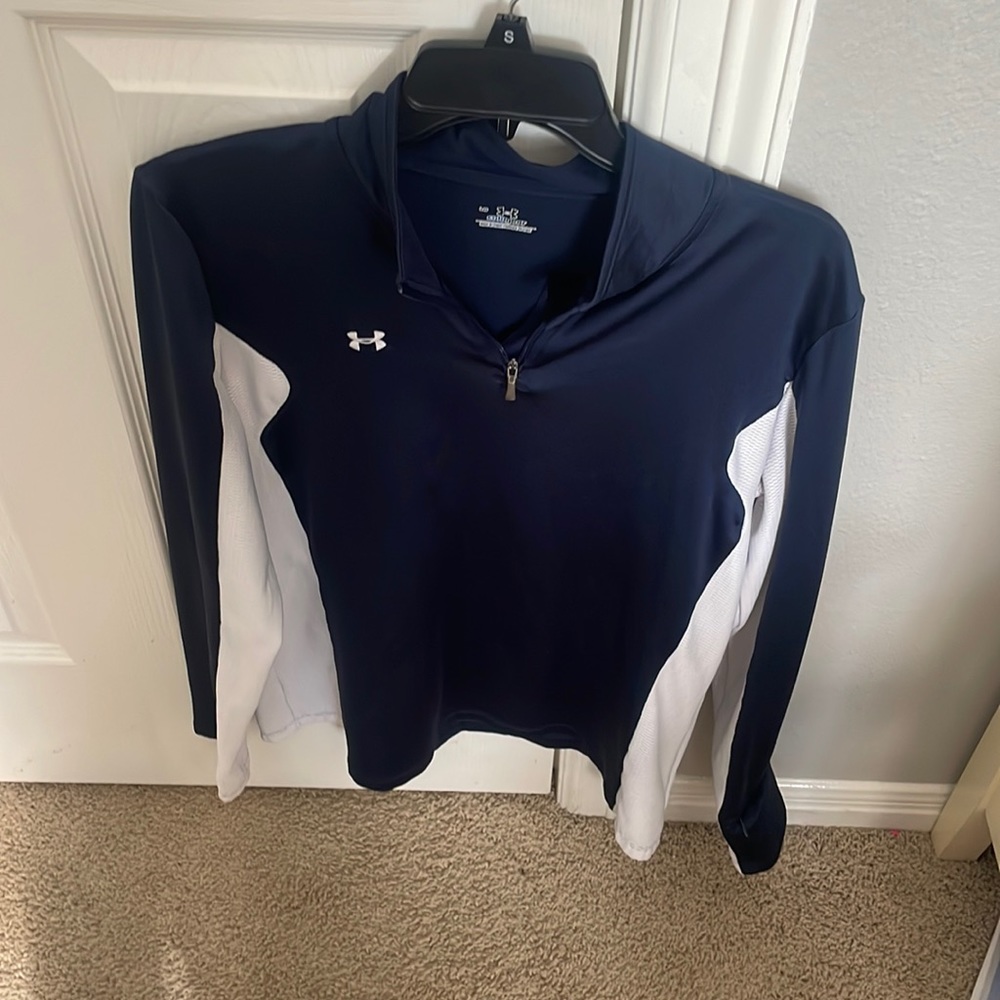 UNDER ARMOUR